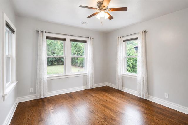 2404 Cashion Place, Oklahoma City, OK 73112
