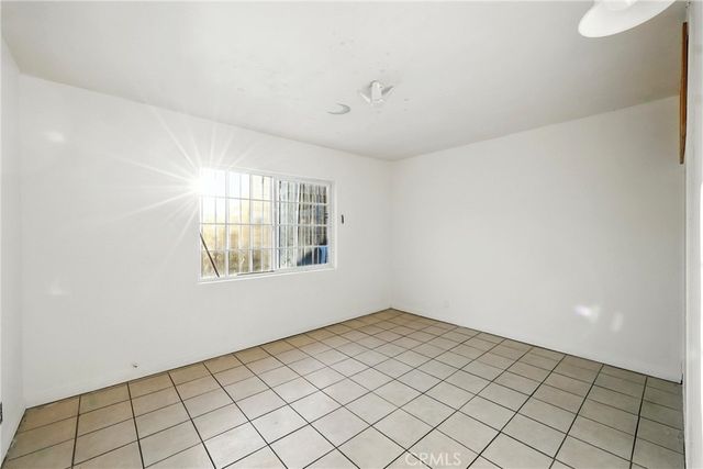 9430 Parmelee Avenue, Los Angeles, CA 90002