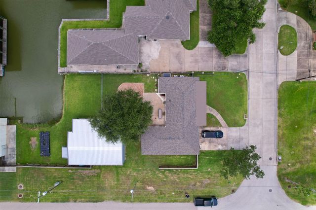 3601 17th Street N, Texas City, TX 77590
