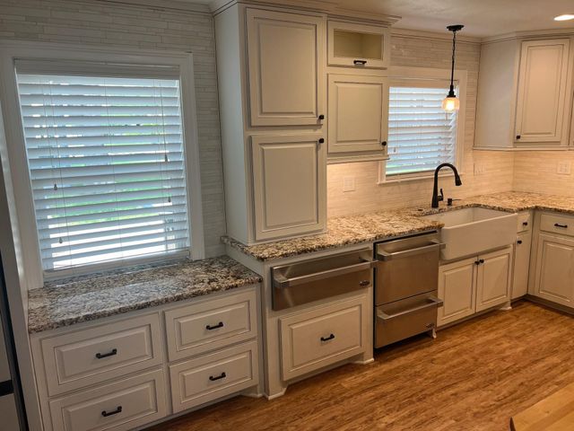 3601 17th Street N, Texas City, TX 77590