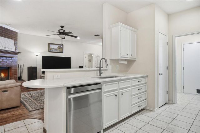 148 N Utica Avenue, Lubbock, TX 79416