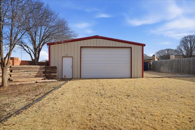 148 N Utica Avenue, Lubbock, TX 79416