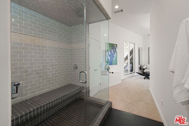 2333 Vasanta Way, Los Angeles, CA 90068