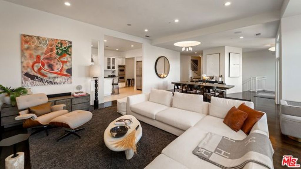 2333 Vasanta Way, Los Angeles, CA 90068