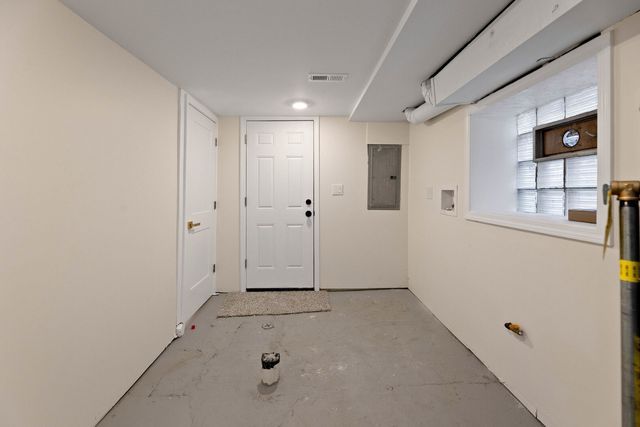 115 S 20th Avenue, Maywood, IL 60153