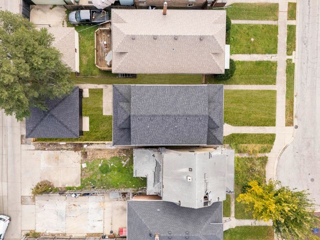 115 S 20th Avenue, Maywood, IL 60153