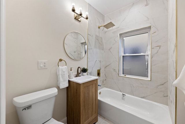 115 S 20th Avenue, Maywood, IL 60153