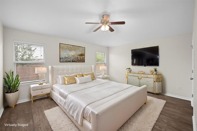571 Reliance DR, Buda, TX 78610