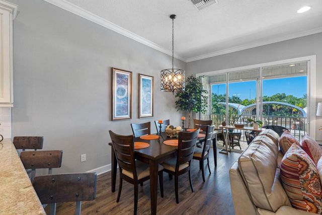 6057 MOORINGS DRIVE S, St Petersburg, FL 33712