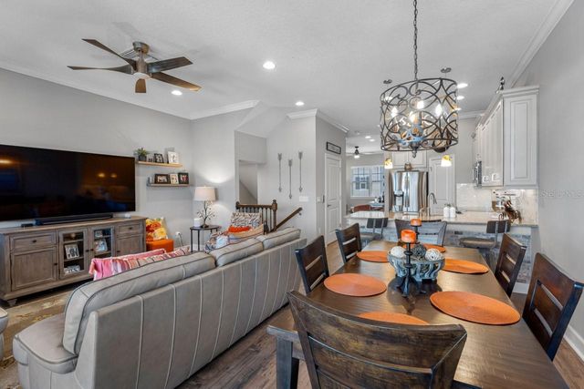 6057 MOORINGS DRIVE S, St Petersburg, FL 33712