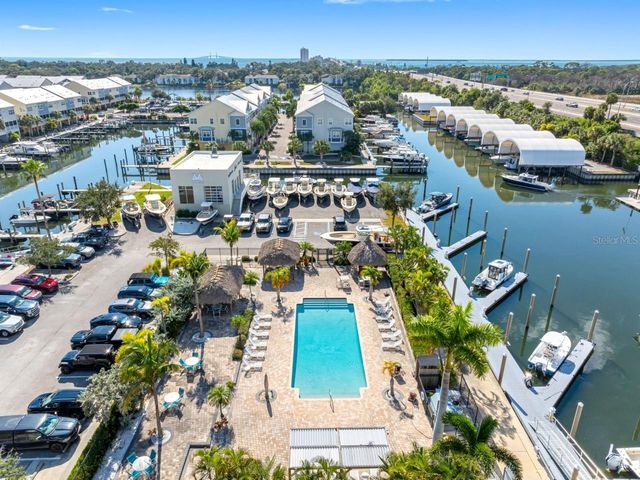 6057 MOORINGS DRIVE S, St Petersburg, FL 33712