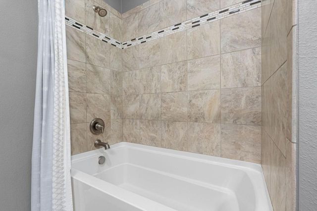 6057 MOORINGS DRIVE S, St Petersburg, FL 33712