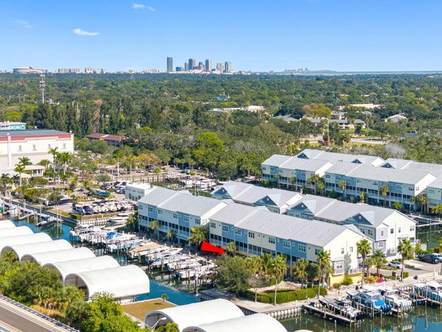 6057 MOORINGS DRIVE S, St Petersburg, FL 33712