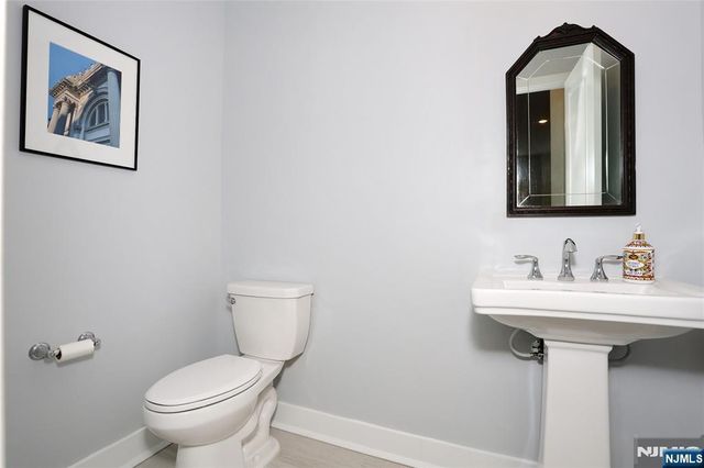 54 Harvest Way 605X, Little Falls, NJ 07424