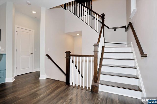 54 Harvest Way 605X, Little Falls, NJ 07424