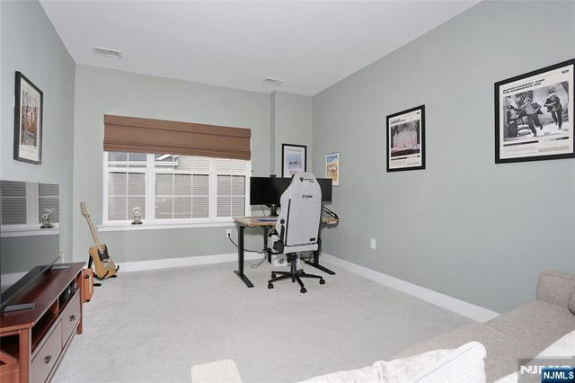 54 Harvest Way 605X, Little Falls, NJ 07424