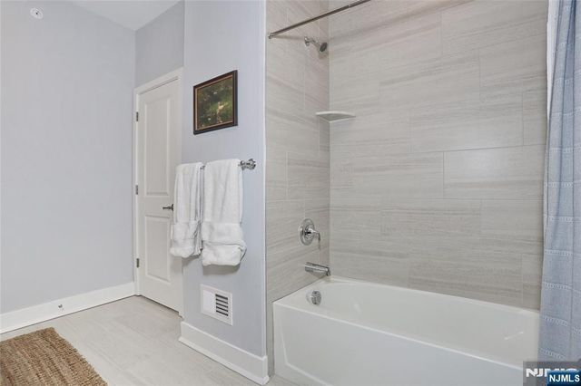 54 Harvest Way 605X, Little Falls, NJ 07424