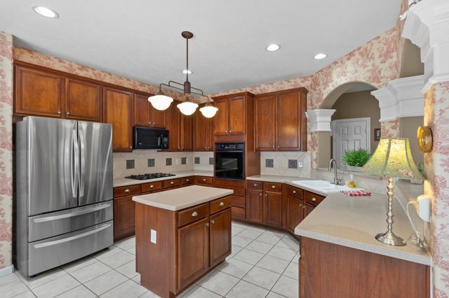 16818 Sandestine Drive, Houston, TX 77095