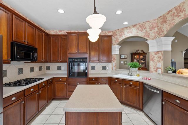 16818 Sandestine Drive, Houston, TX 77095