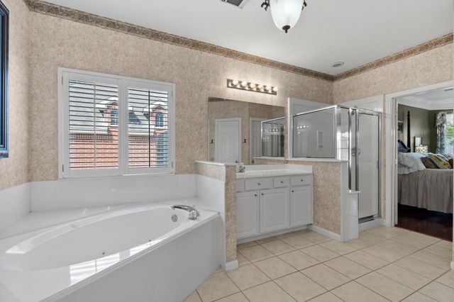 16818 Sandestine Drive, Houston, TX 77095