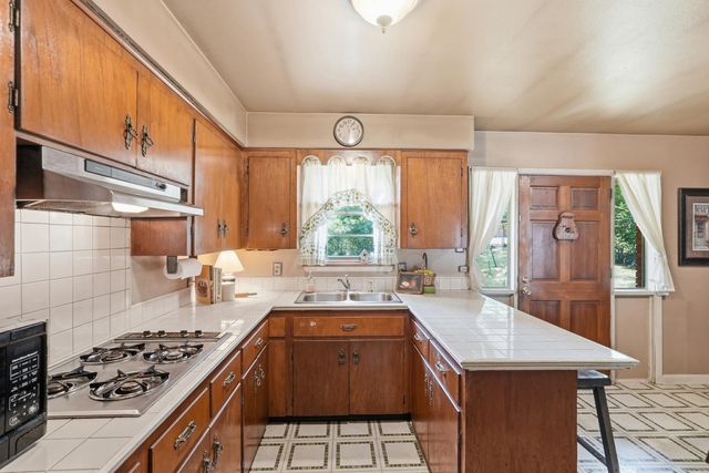 1932 Lenel, North Little Rock, AR 72118