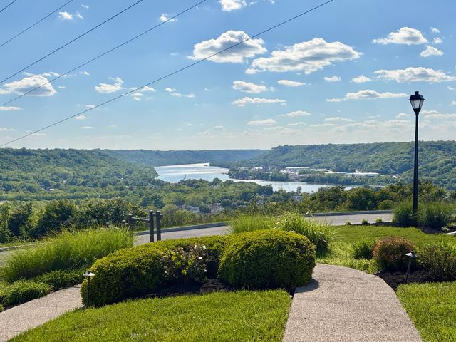 323 Skyview Court, Ludlow, KY 41016