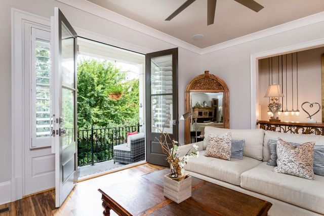 3734 Paige NE Way 10, Atlanta, GA 30319