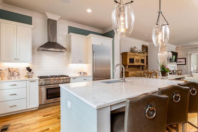 3734 Paige NE Way 10, Atlanta, GA 30319