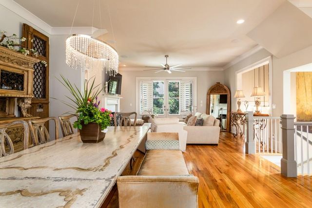 3734 Paige NE Way 10, Atlanta, GA 30319