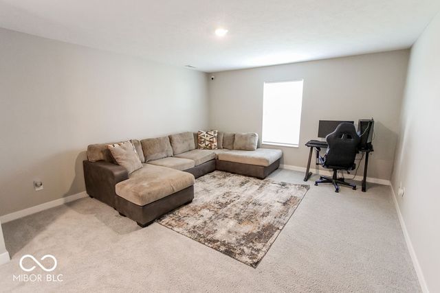9575 Crossfield Road, Avon, IN 46123