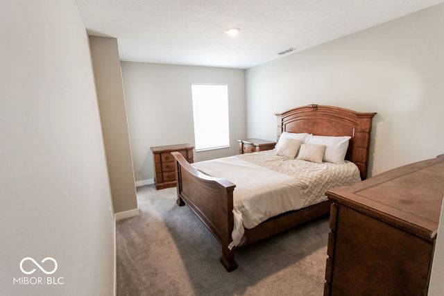 9575 Crossfield Road, Avon, IN 46123