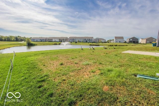9575 Crossfield Road, Avon, IN 46123