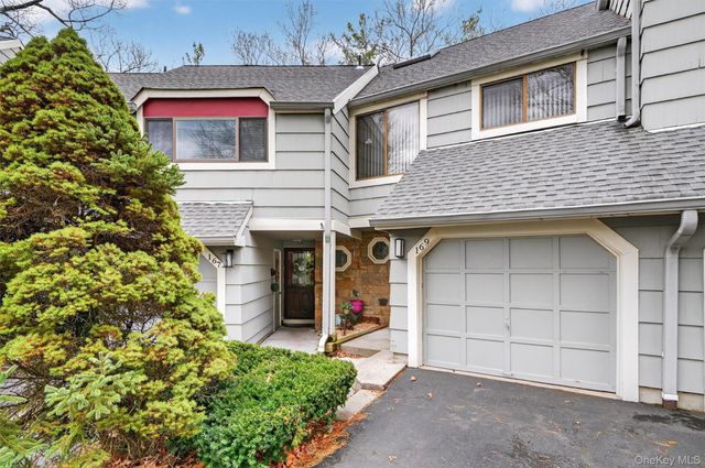169 Treetop Circle, Nanuet, NY 10954