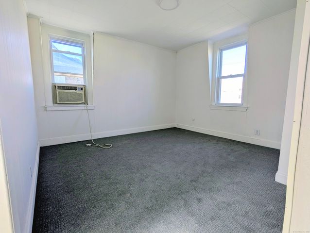 45 White Street 2nd floor, Shelton, CT 06484