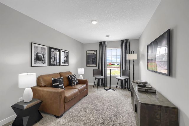 2115 Highview Ridge Court, Shakopee, MN 55379