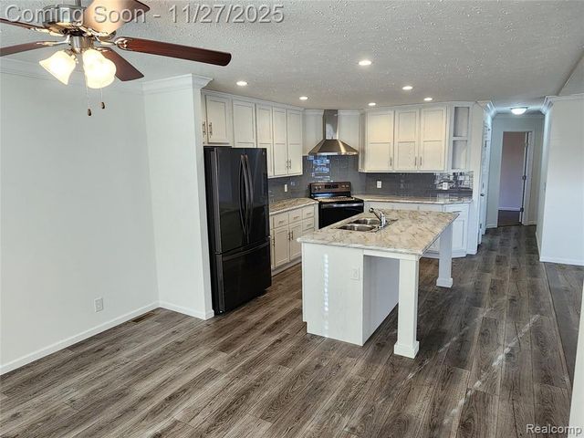 650 W Adrian Street, Blissfield, MI 49228