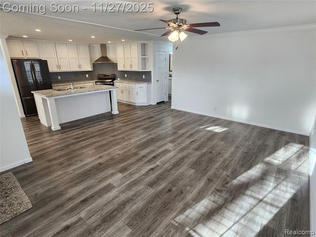 650 W Adrian Street, Blissfield, MI 49228