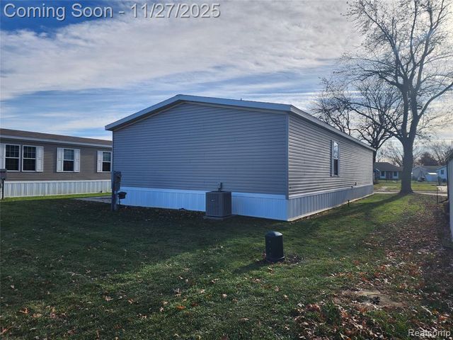 650 W Adrian Street, Blissfield, MI 49228