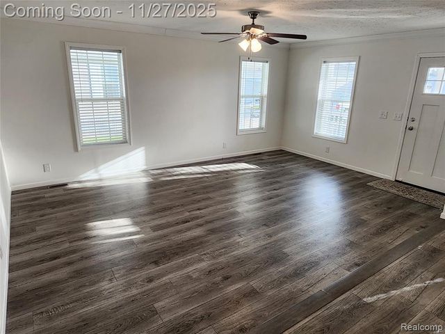 650 W Adrian Street, Blissfield, MI 49228