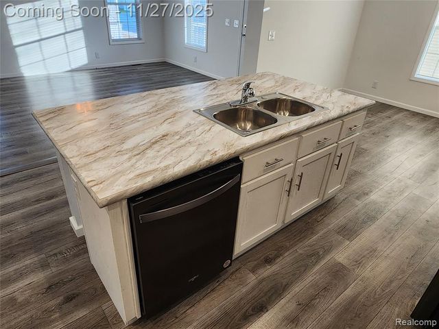 650 W Adrian Street, Blissfield, MI 49228