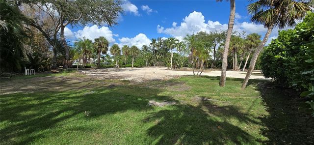 1221 S BASIN LANE, Sarasota, FL 34242