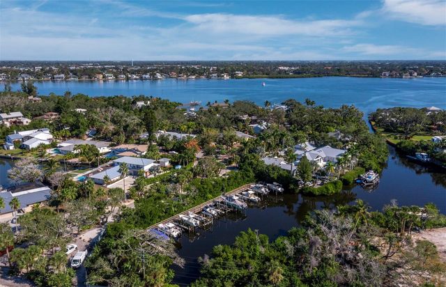 1221 S BASIN LANE, Sarasota, FL 34242