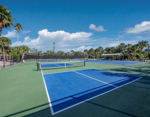 1221 S BASIN LANE, Sarasota, FL 34242