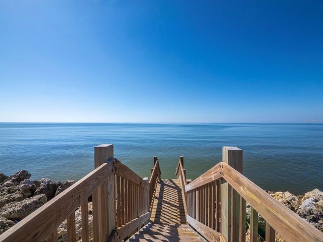 1221 S BASIN LANE, Sarasota, FL 34242