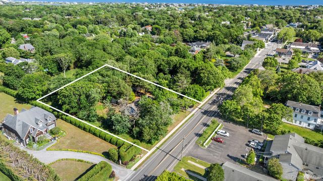 108 Jessup Avenue, Quogue, NY 11959