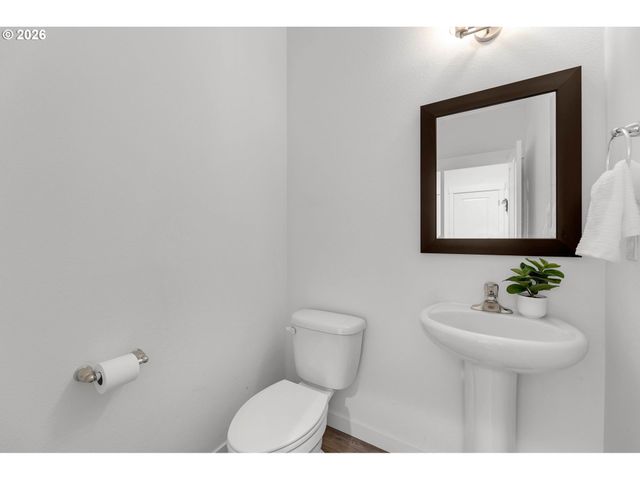 1806 Ne 11TH Ave, Battle Ground, WA 98604