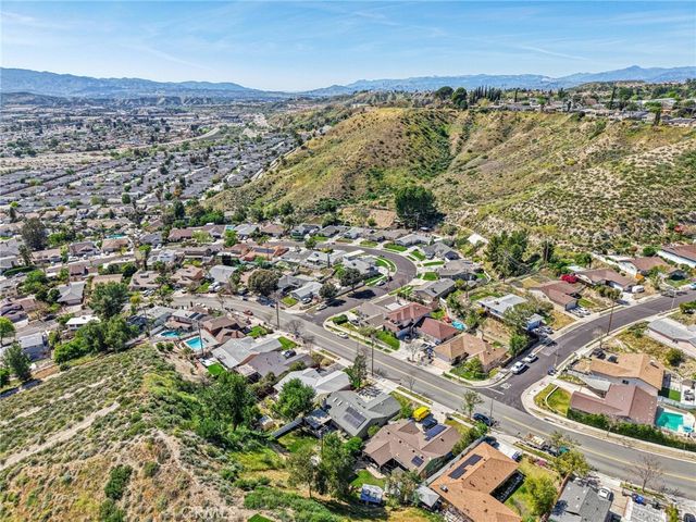 27920 Camp Plenty Road, Canyon Country, CA 91351