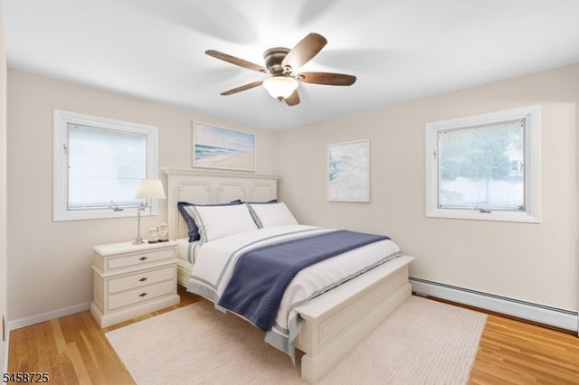 14 Eugene Rd, Hopatcong Boro, NJ 07843