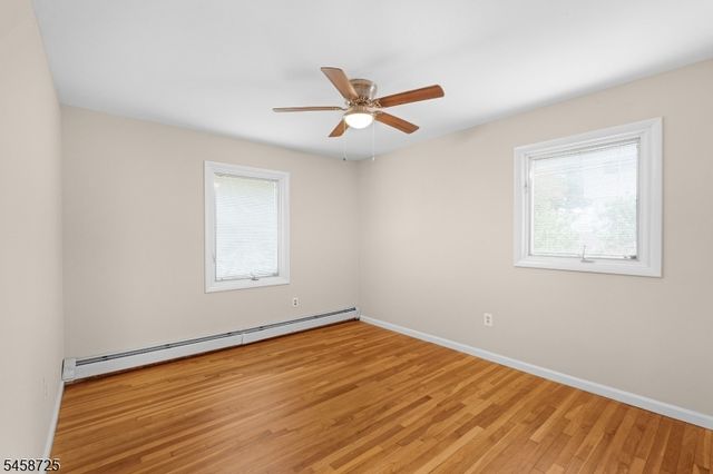 14 Eugene Rd, Hopatcong Boro, NJ 07843