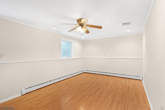 14 Eugene Rd, Hopatcong Boro, NJ 07843